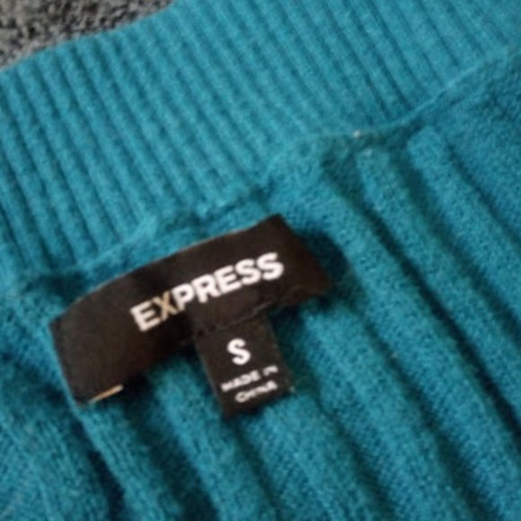 Free w/ the purchase of 2 or more items. - Picture 6 of 9